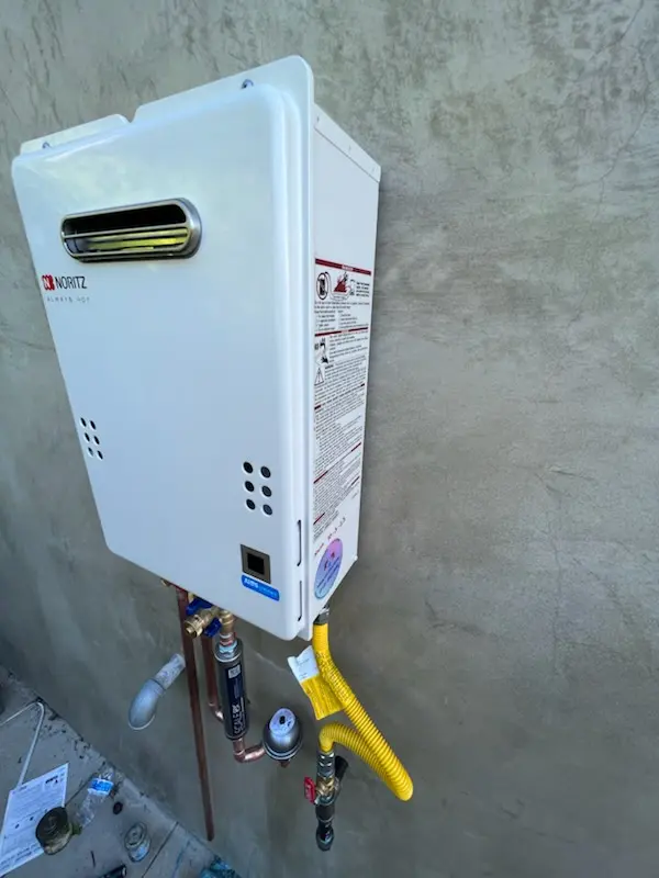 Tankless water heater installation for Media homes